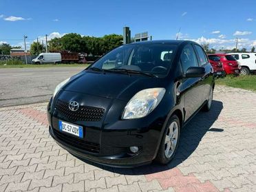 Toyota Yaris 5p 1.3 Sol m-mt NEOPATENTATI