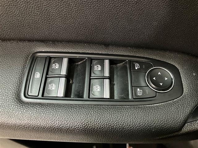 RENAULT Captur 1.6 E-Tech hybrid Techno Fast Track 145cv auto