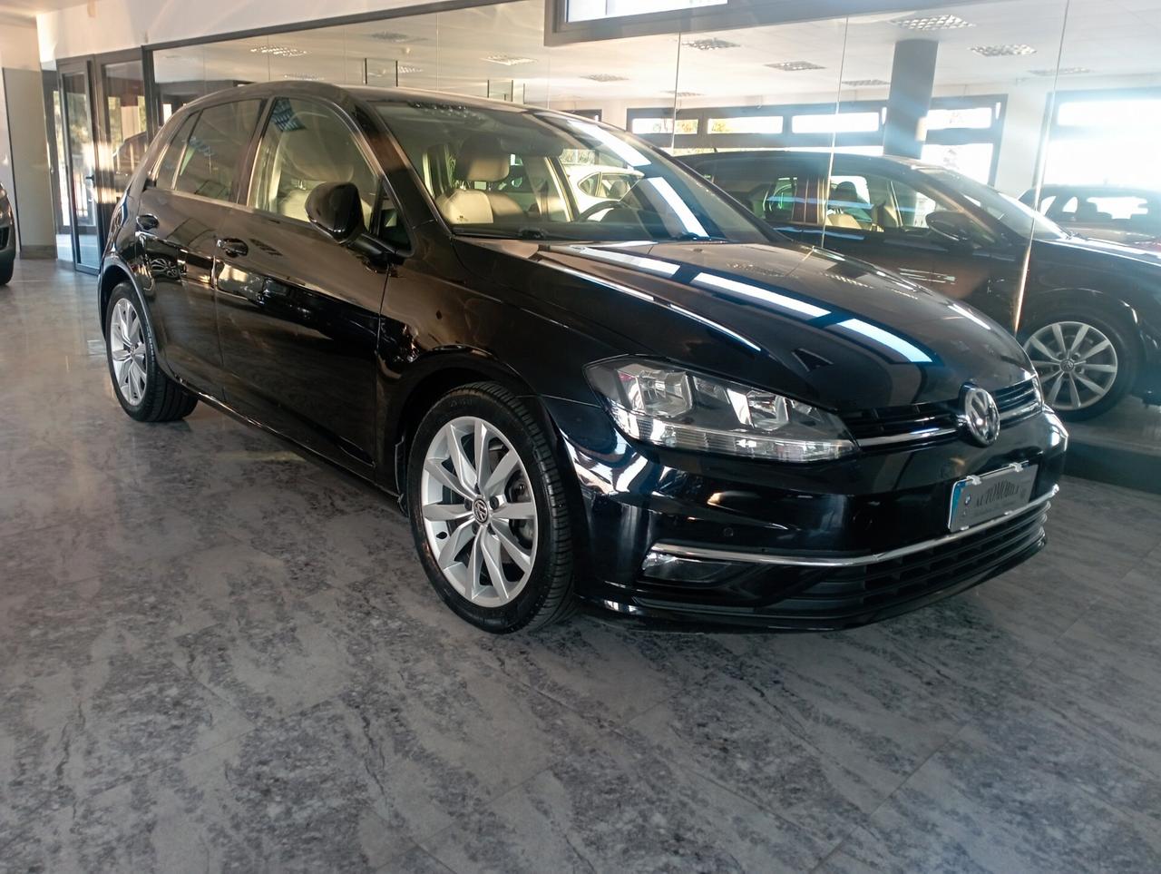 Volkswagen Golf 1.6 TDI 115 CV 5p. Business BlueMotion Technology