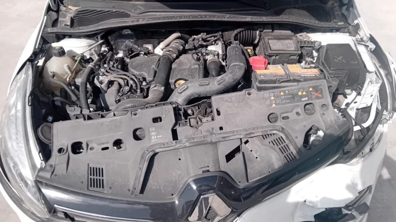 Renault Clio dCi 8V 75CV Start&Stop POCO SINISTRATA