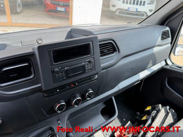 RENAULT Master T35 2.3 dCi 135 CV PASSO LUNGO