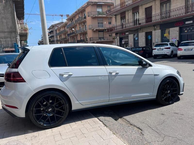 Volkswagen Golf GTD 2.0 TDI DSG 5p. BlueMotion Technology