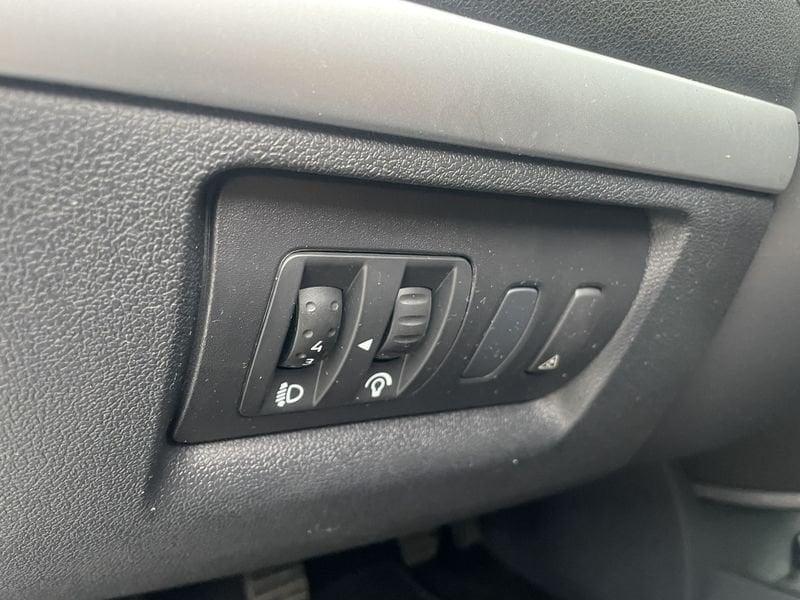 Renault Clio Clio 5p 1.2 tce Dynamique (20th) 100cv NEOPATENTA