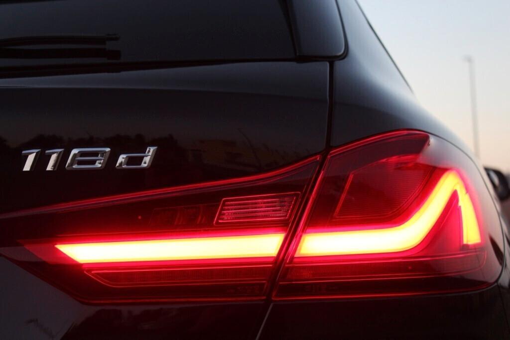 BMW Serie 1 Sport 118 d *FULL LED *Luci Ambiente