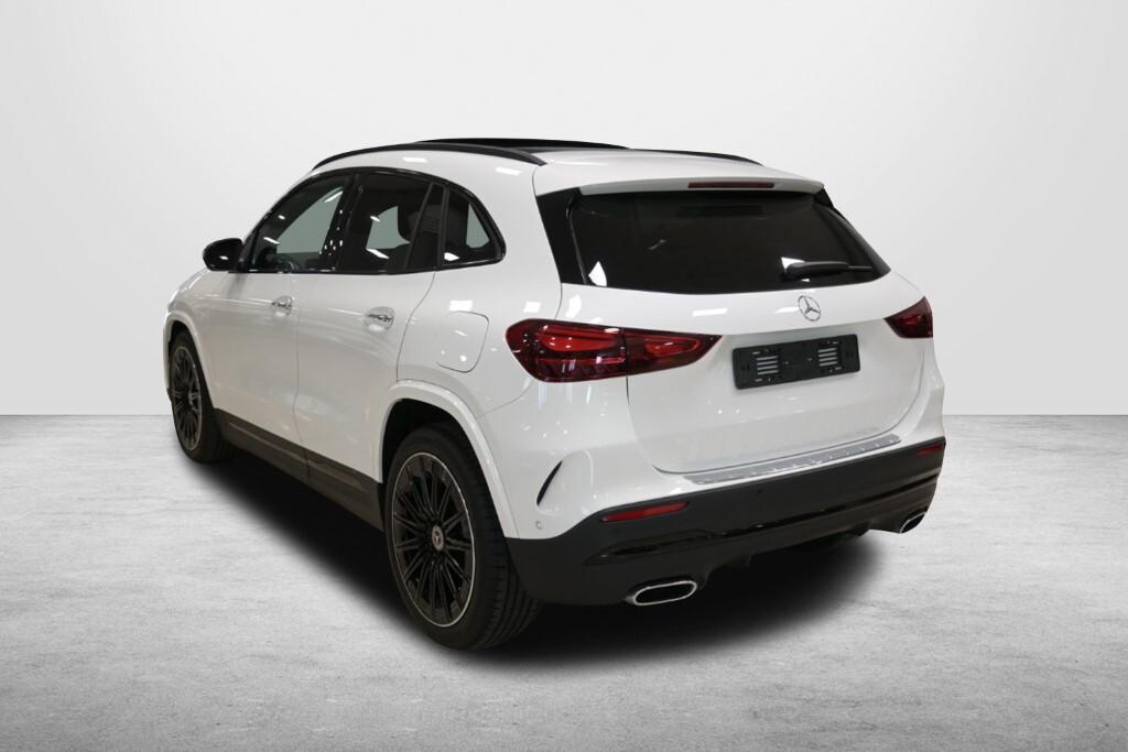 MERCEDES GLA 180D 116CV AMG LINE