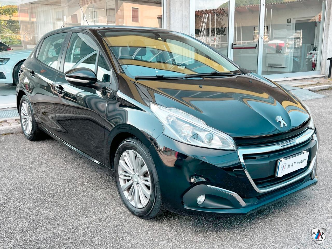 Peugeot 208 PureTech 82 5 porte Allure
