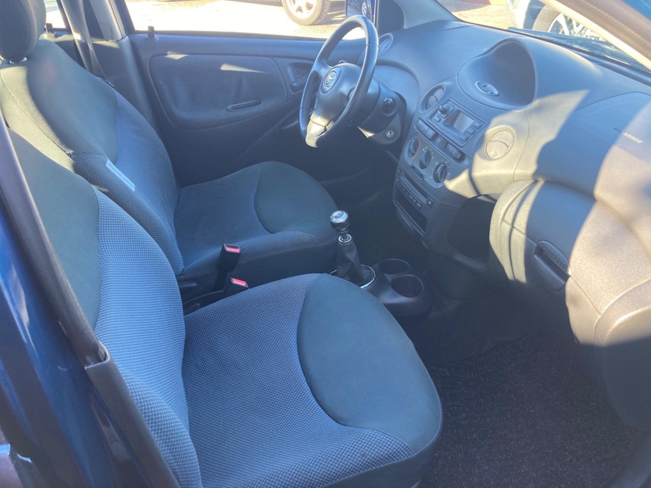 TOYOTA YARIS 1.4 D4-D 5 PORTE