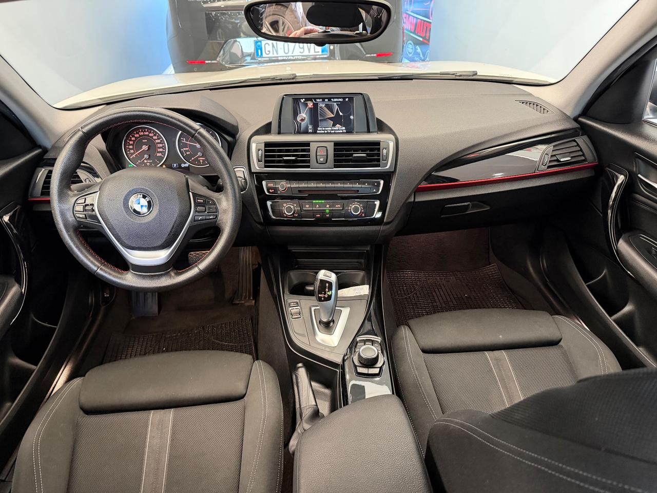 Bmw 118 118d 5p. Urban