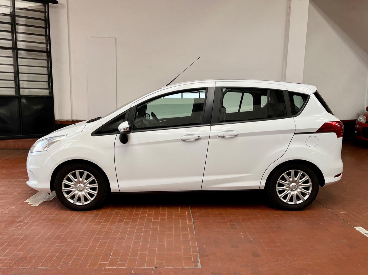 Ford B-Max GPL 1.4 90 CV Business Titanium