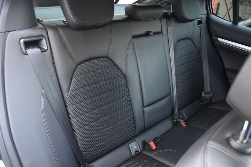 Alfa Romeo Stelvio 2.2 Turbodiesel 160 CV AT8 RWD Sprint