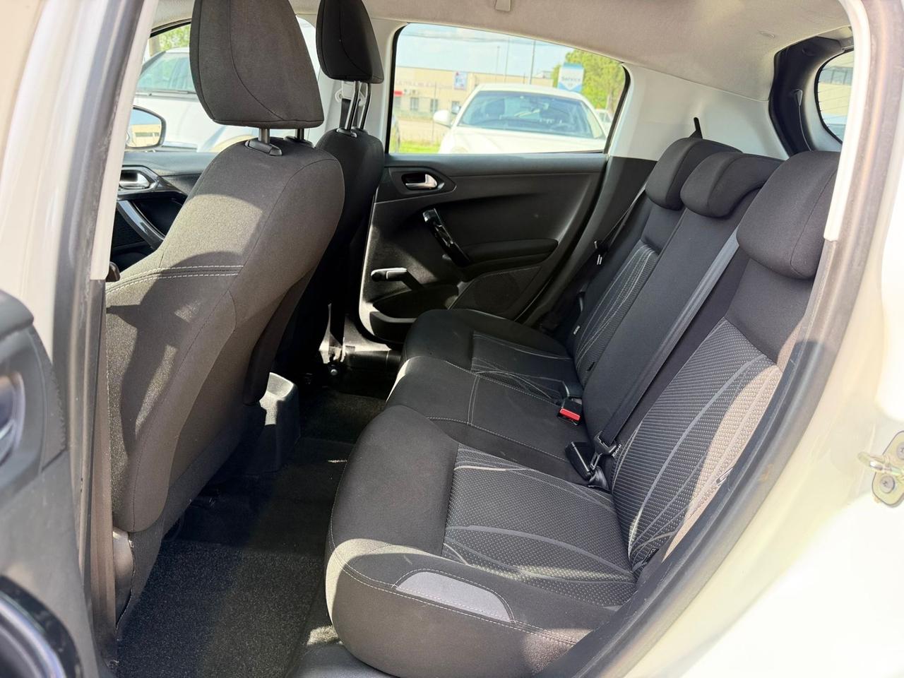 Peugeot 208 1.4 HDi 5 porte Access 2015