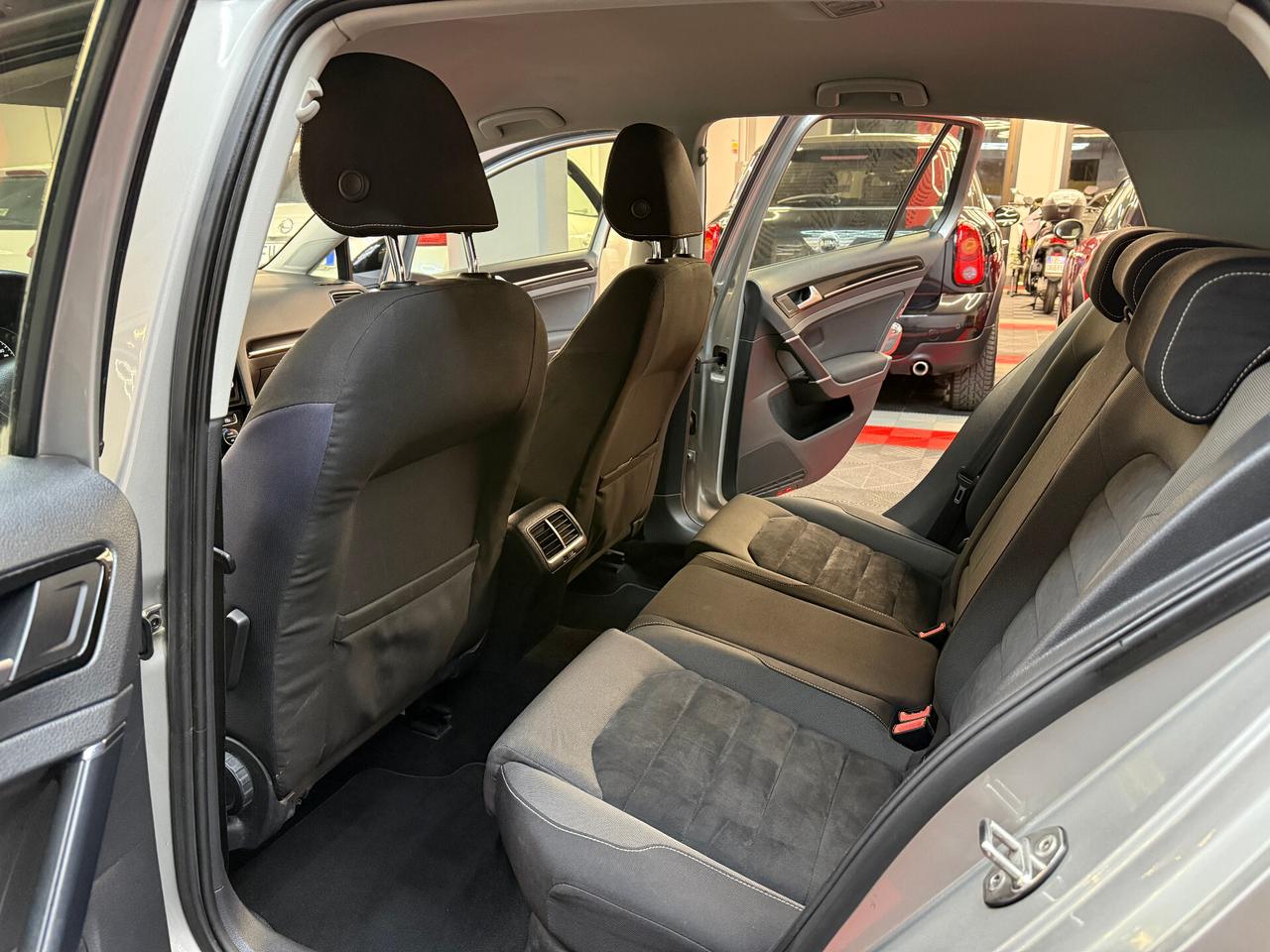 Volkswagen Golf 2.0 TDI 4MOTION Highline - FABIANOAUTO