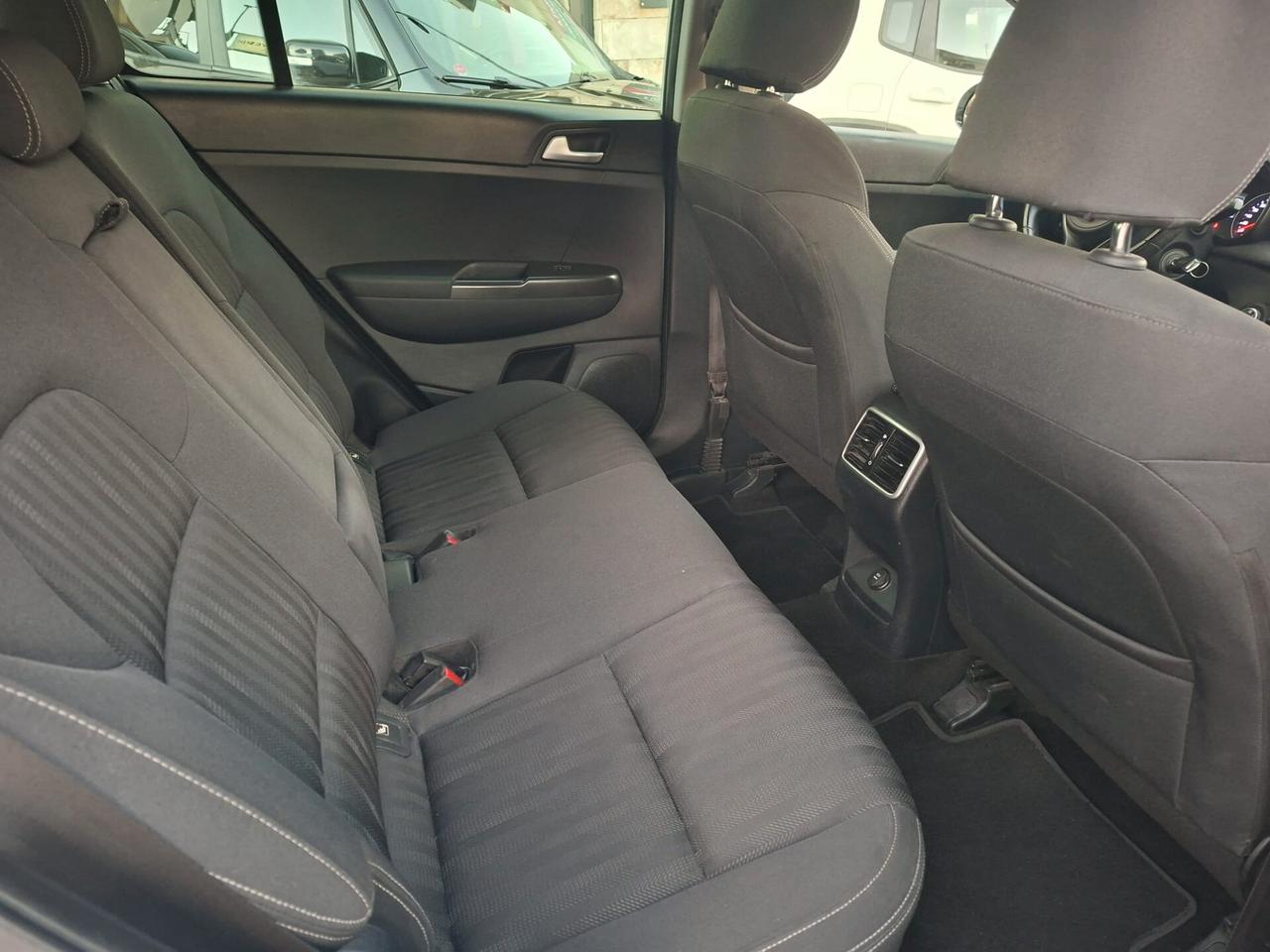 Kia Sportage 1.7 CRDI Cool * Navi * Garantita 12 Mesi