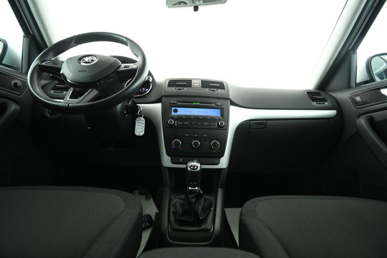 SKODA Yeti 2.0 tdi Elegance 4x4 140cv X COMMERCIANTI+TETTO PANORAMICO