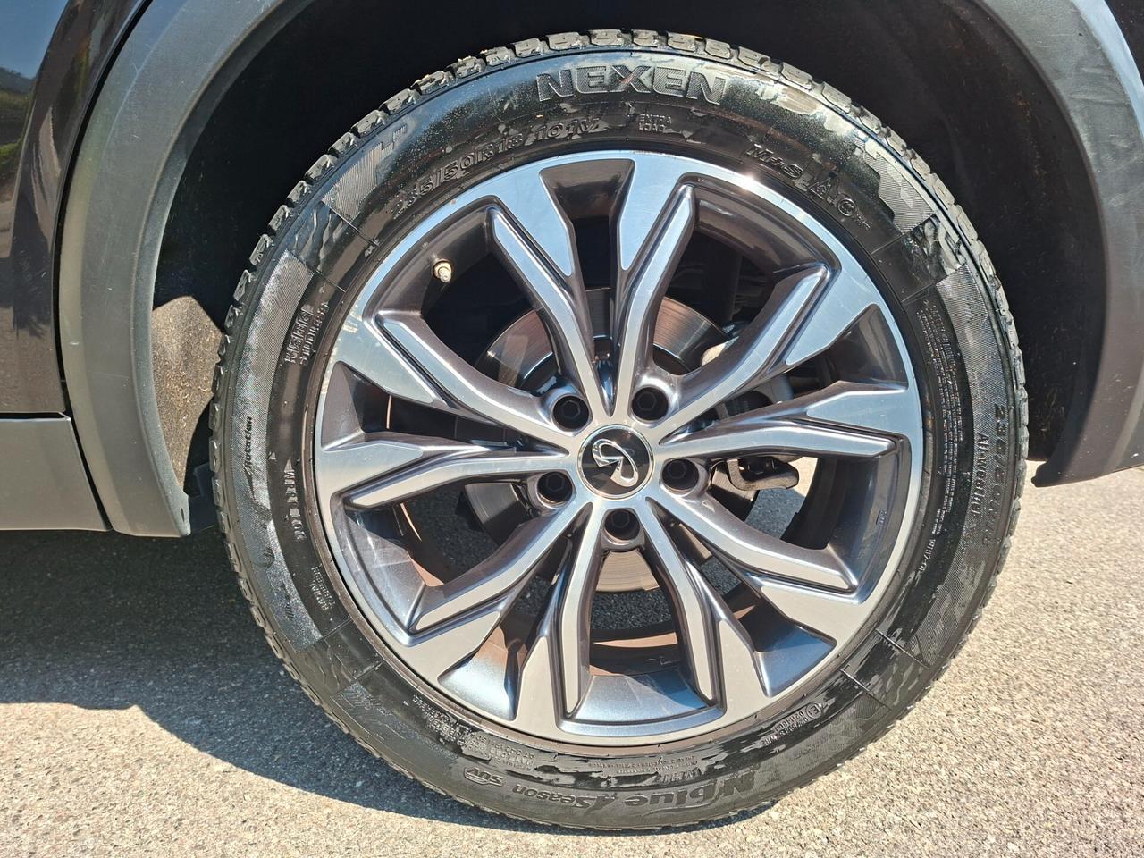 Infiniti QX30 2.2d AUTOMATICO / 4X4 / EURO 6
