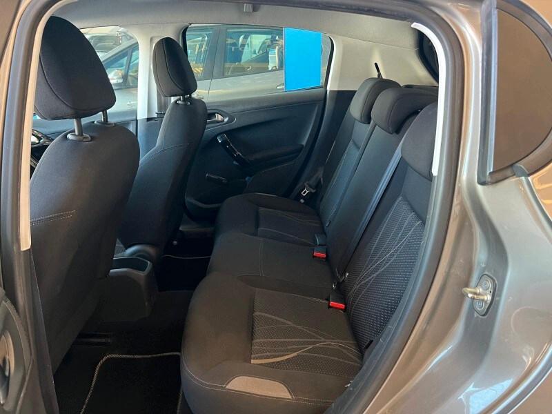 PEUGEOT 208 1° serie 1.2 VTi 82 CV 5 porte Active