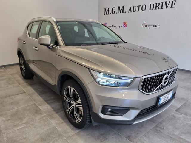 VOLVO XC40 T5 Recharge Plug-in Hybrid Inscription