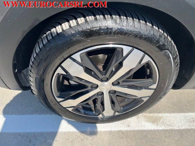 PEUGEOT 3008 BlueHDi 130 S&S EAT8 Allure Pack
