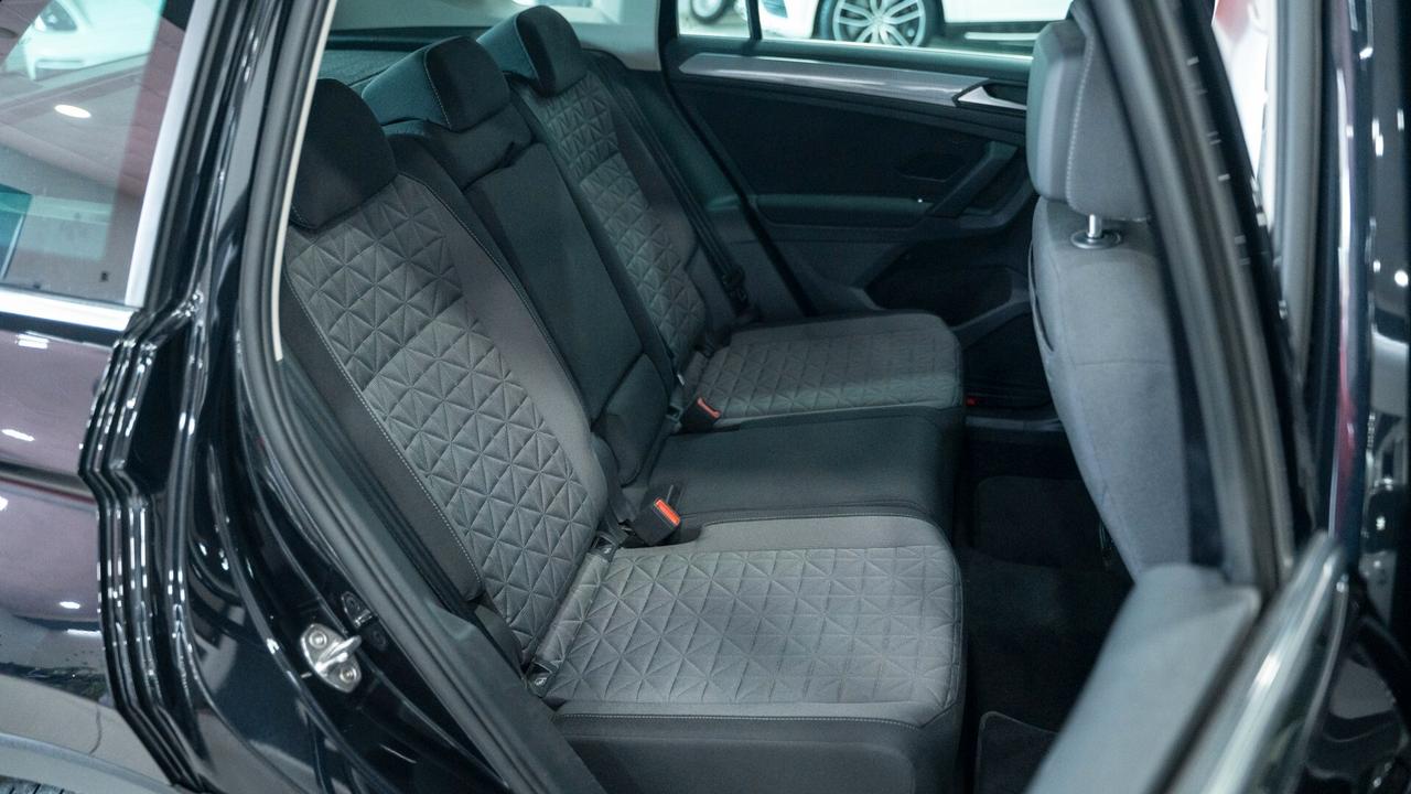 Volkswagen Tiguan 2.0 TDI LIFE DSG 150 CV PACK LUCI NAVI LED FULL OPTIONAL