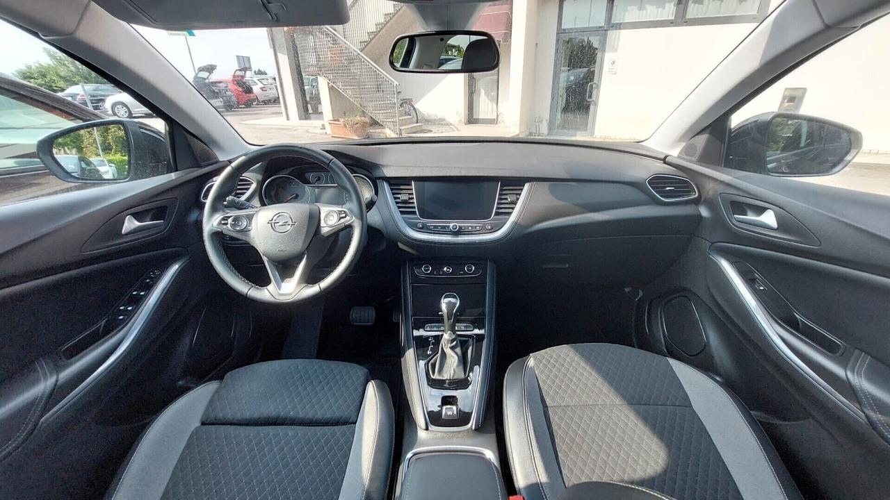 Opel Grandland 1.5 Diesel Automatica Neopatentati