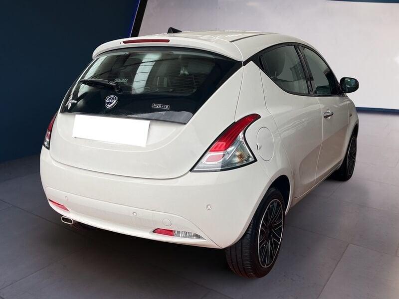 Lancia Ypsilon III 2021 1.0 firefly hybrid Gold s&s 70cv