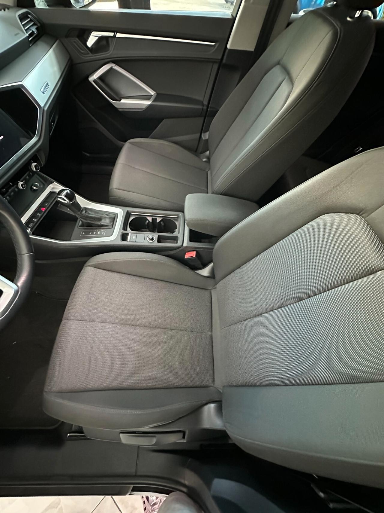 Audi Q3 SPB 35 TDI S line edition
