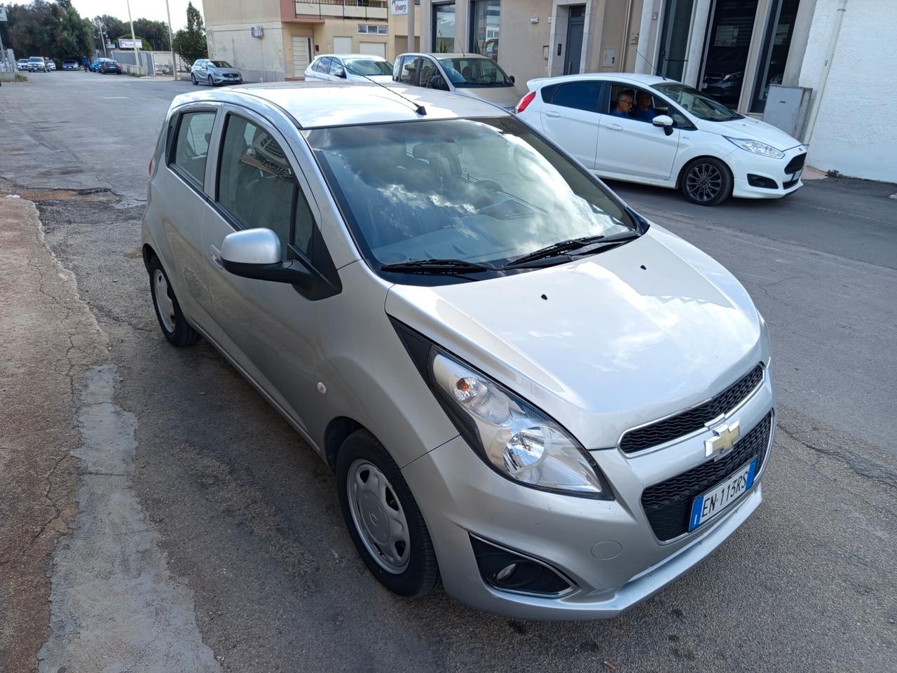 Chevrolet Spark 1.0 BENZINA