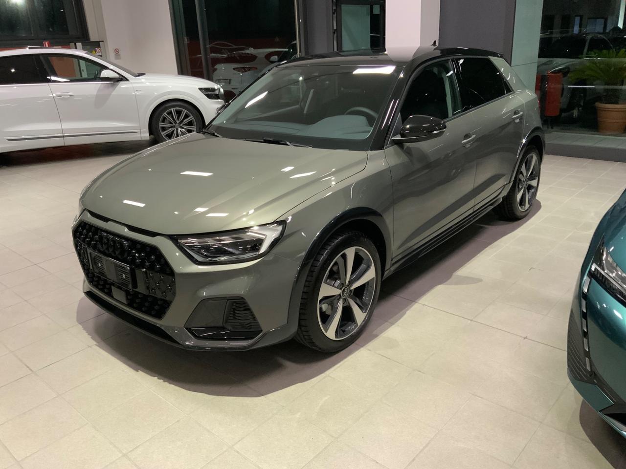 Audi A1 allstreet 30 TFSI S tronic Identity Contrast