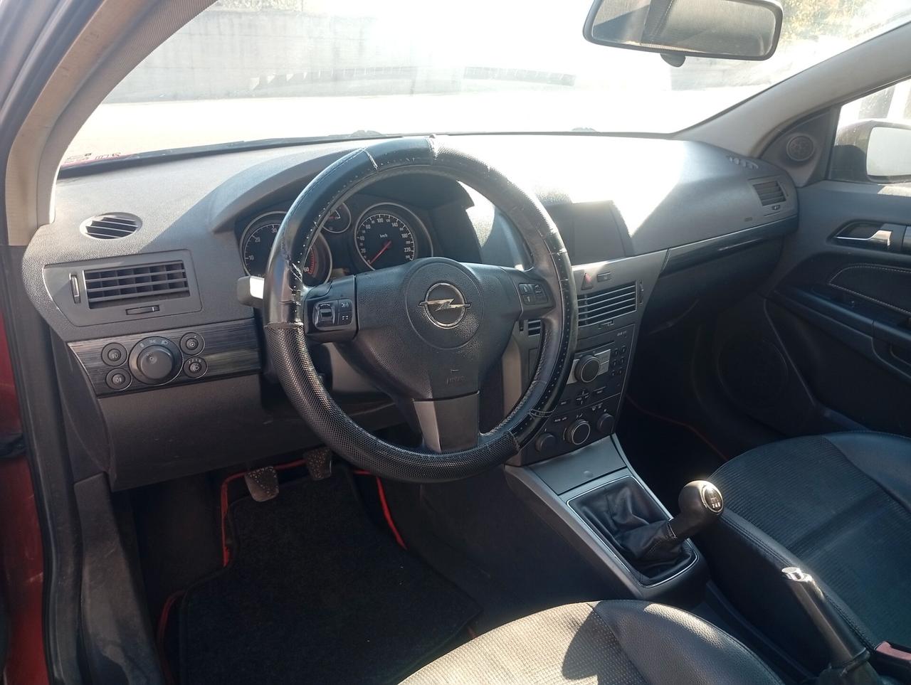 Opel Astra 1.7 CDTI 101CV 5 porte Enjoy