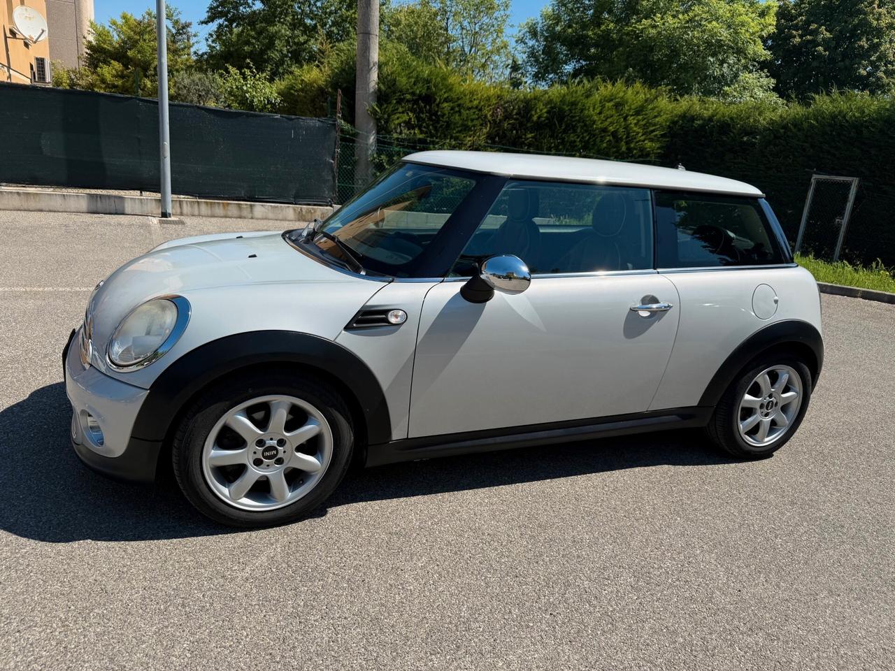 MINI Cooper 1.6 - 12 MESI DI GARANZIA -