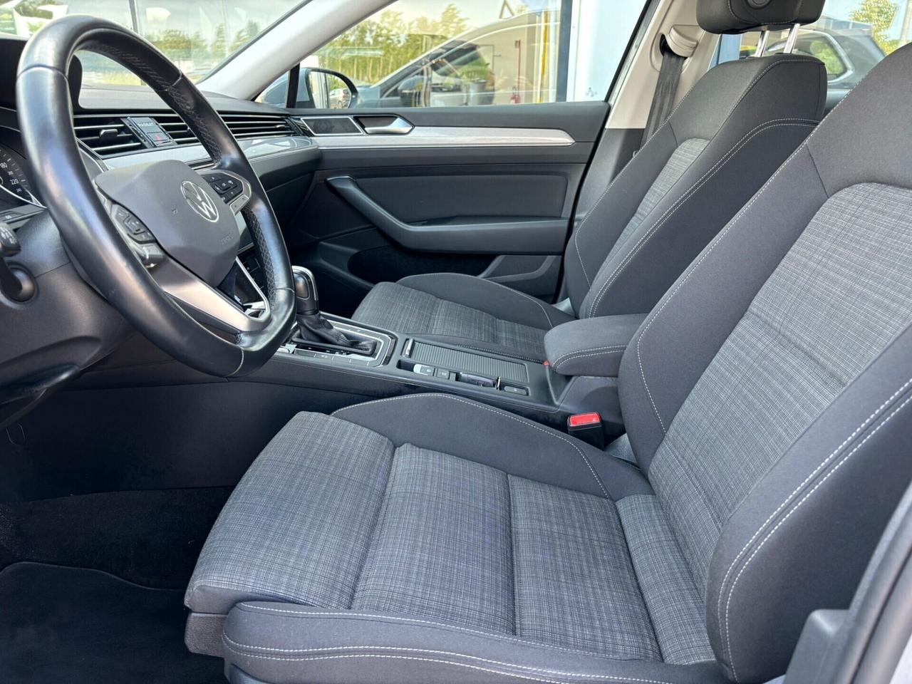 Volkswagen Passat Variant BUSINESS 2.0 TDI SCR EVO DSG