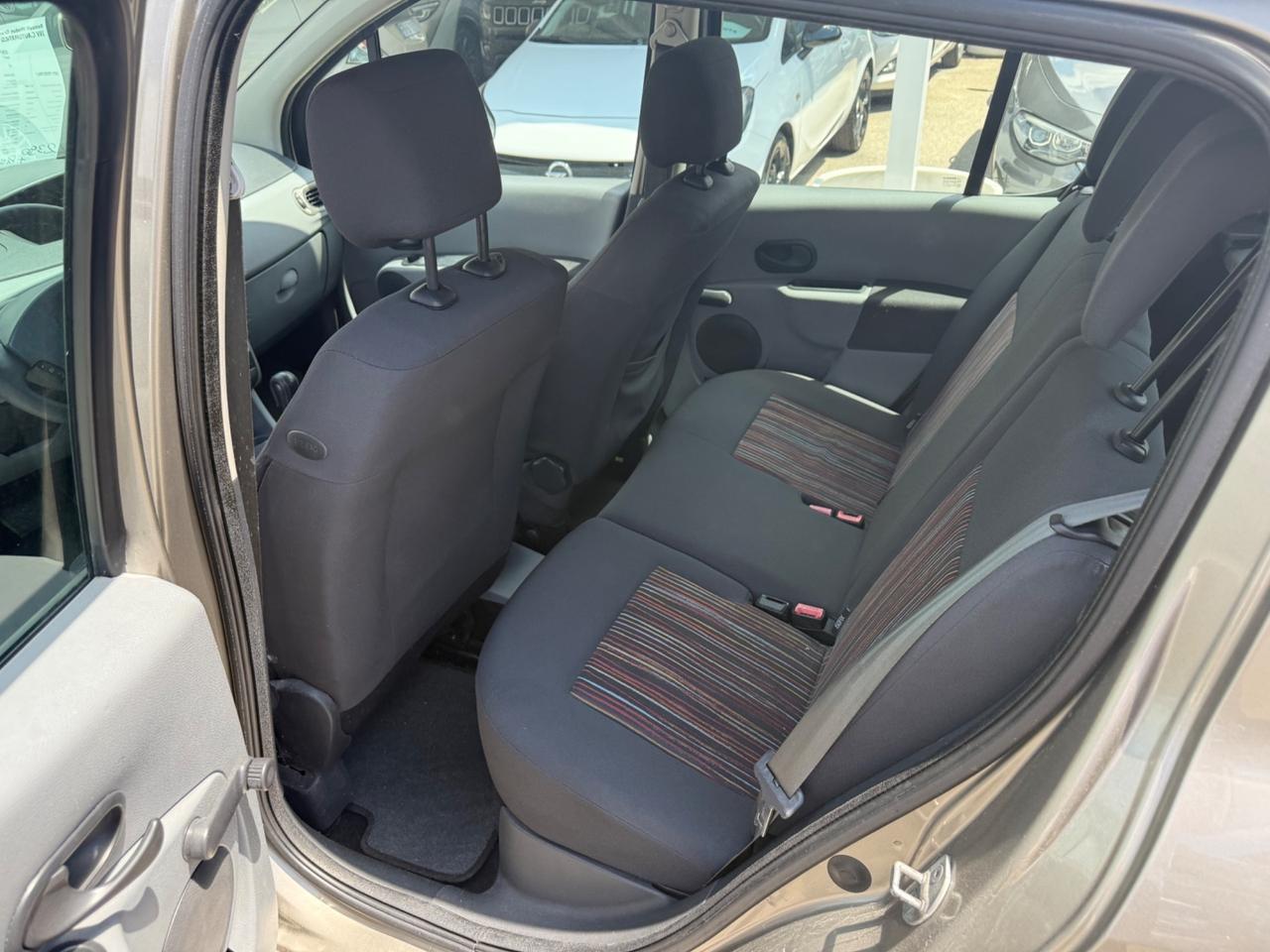 Renault Modus Grand Modus 1.2 16V C.AUTOMATICO