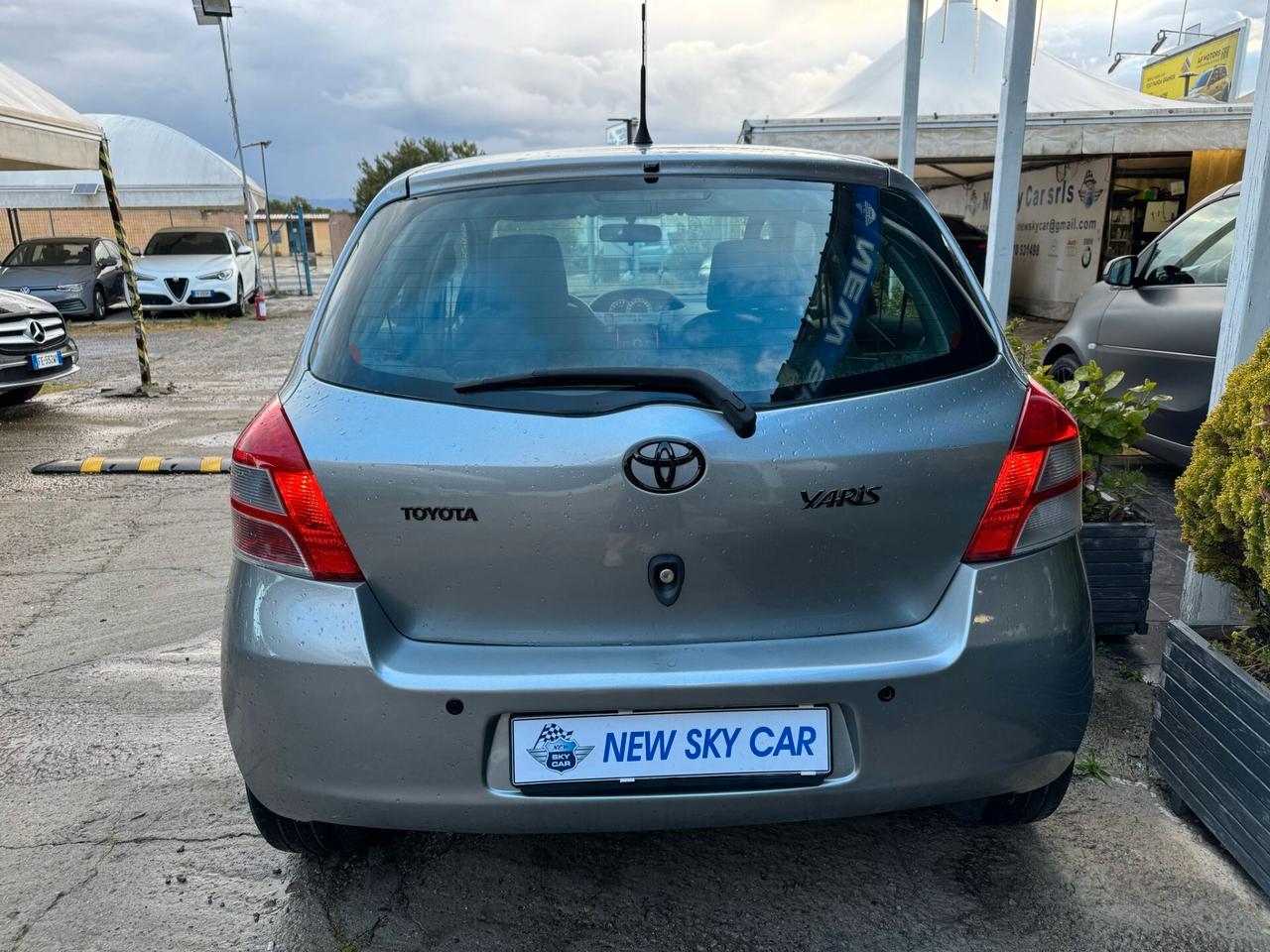 Toyota Yaris 1.0 5 porte