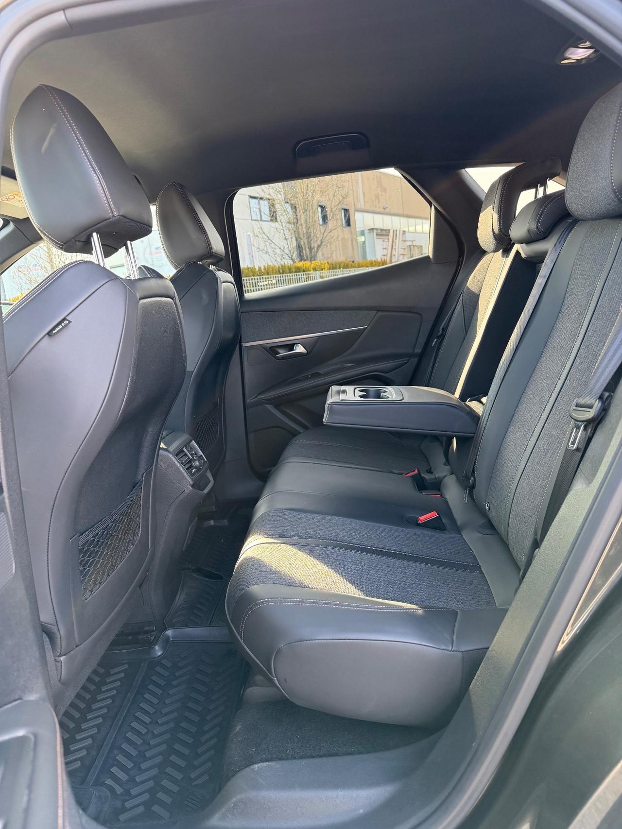 Peugeot 3008 BlueHDi 130 S&S EAT8 GT Line