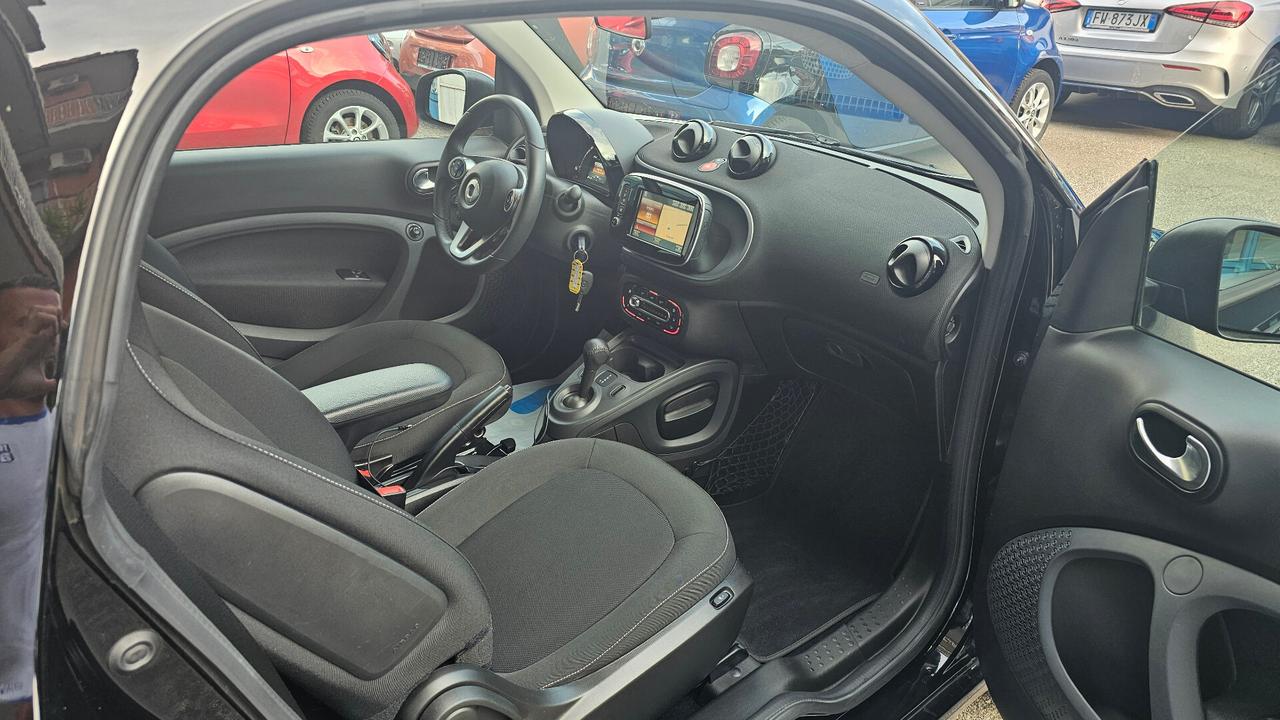 Smart ForTwo 70 1.0 twinamic Passion TAGL UFF NAV LED CERCHI 16'