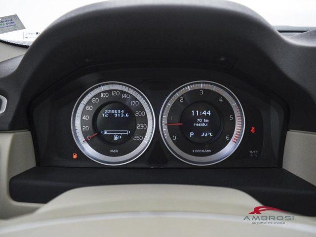VOLVO XC70 D3 Geartronic Momentum - PER OPERATORI DEL SETTORE