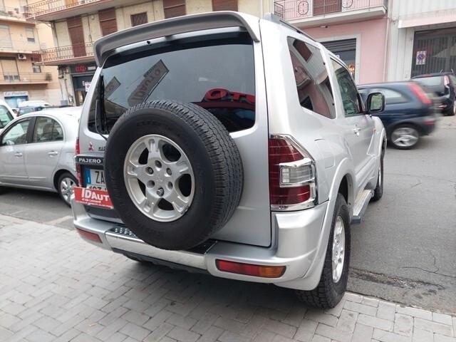 Mitsubishi Pajero 3.2 16V DI-D 3p. GLS