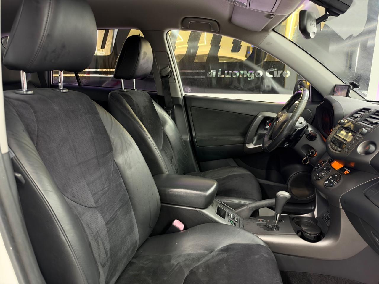 Toyota RAV4 Crossover 2.2 150CV Executive Automatico