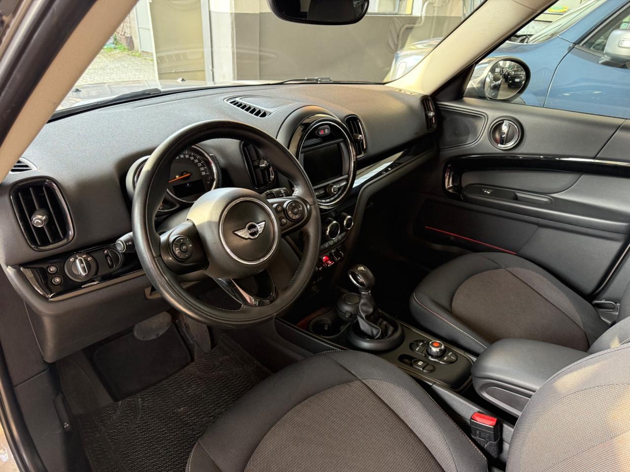 Mini Cooper D Countryman 2.0 Hype ALL4 CAMBIO AUTO