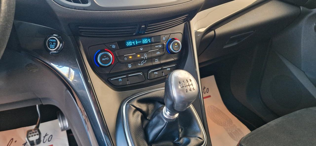 Ford Kuga 1.5 TDCi 120cv 2WD ST-Line