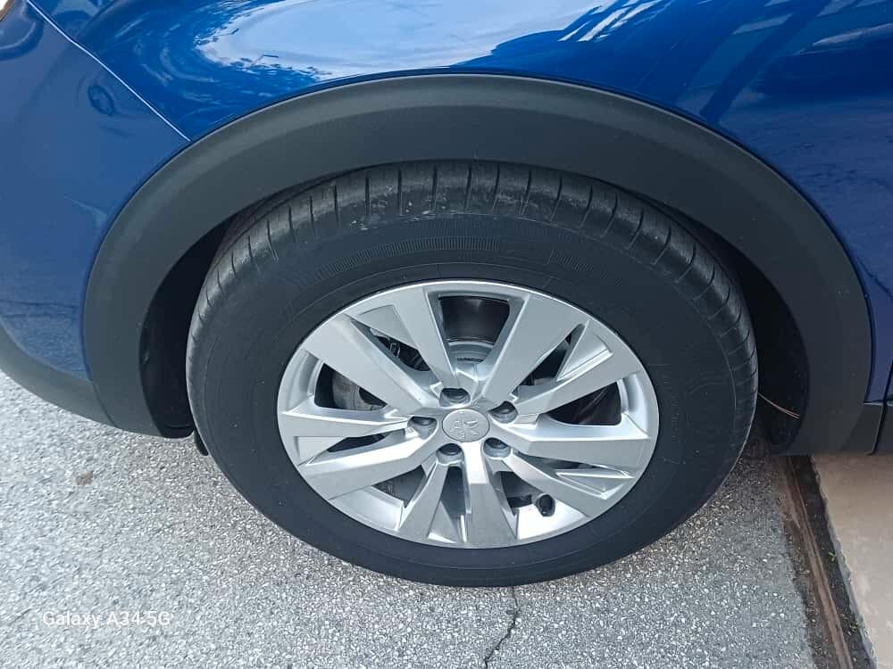 Peugeot 3008 BlueHDi 130 S&S EAT8 Business