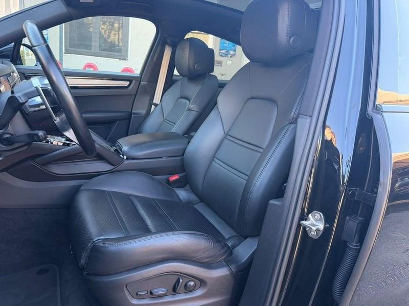 Porsche Cayenne 3.0 V6 Platinum Edition