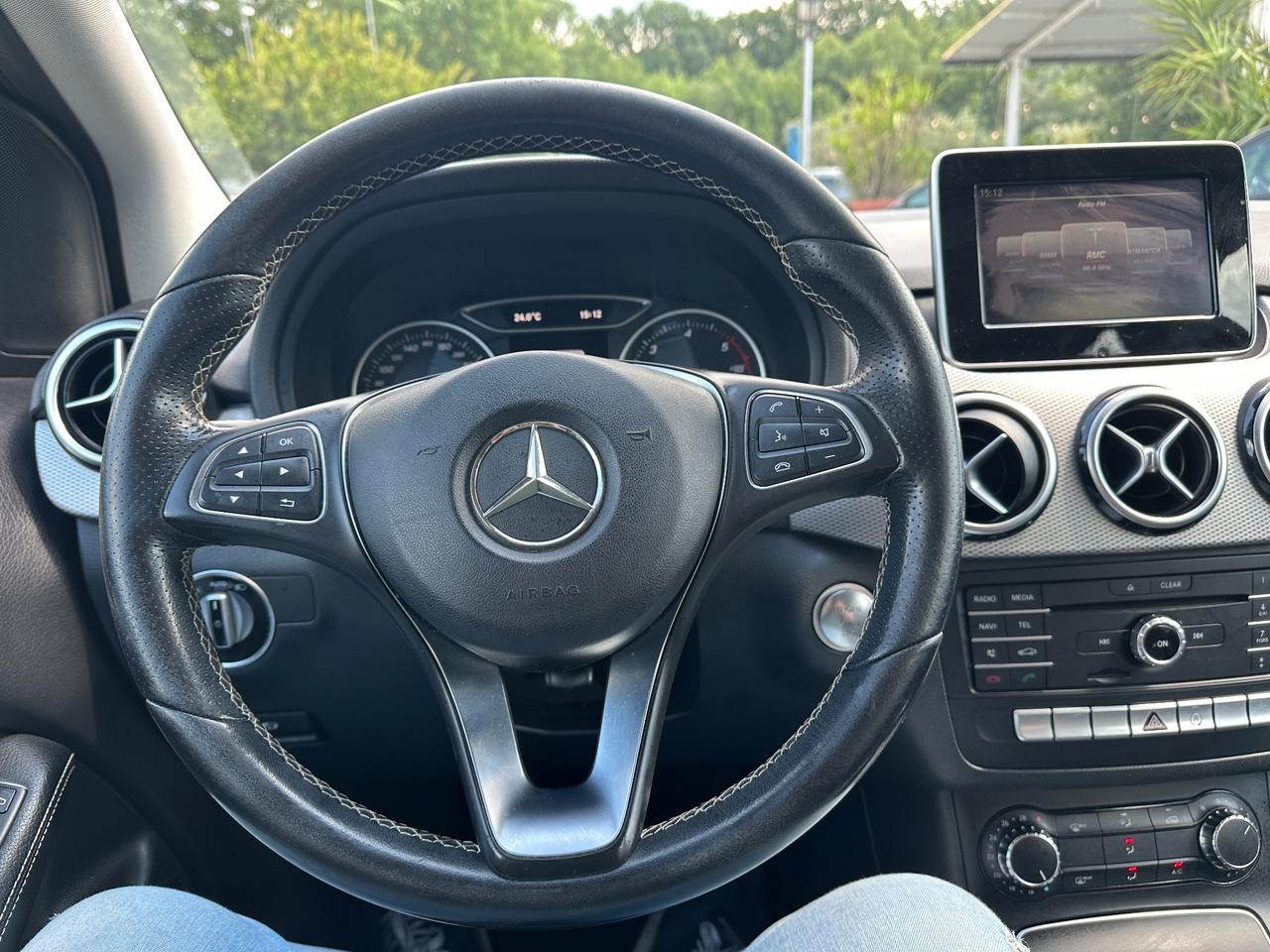 Mercedes-benz B 180 d Premium