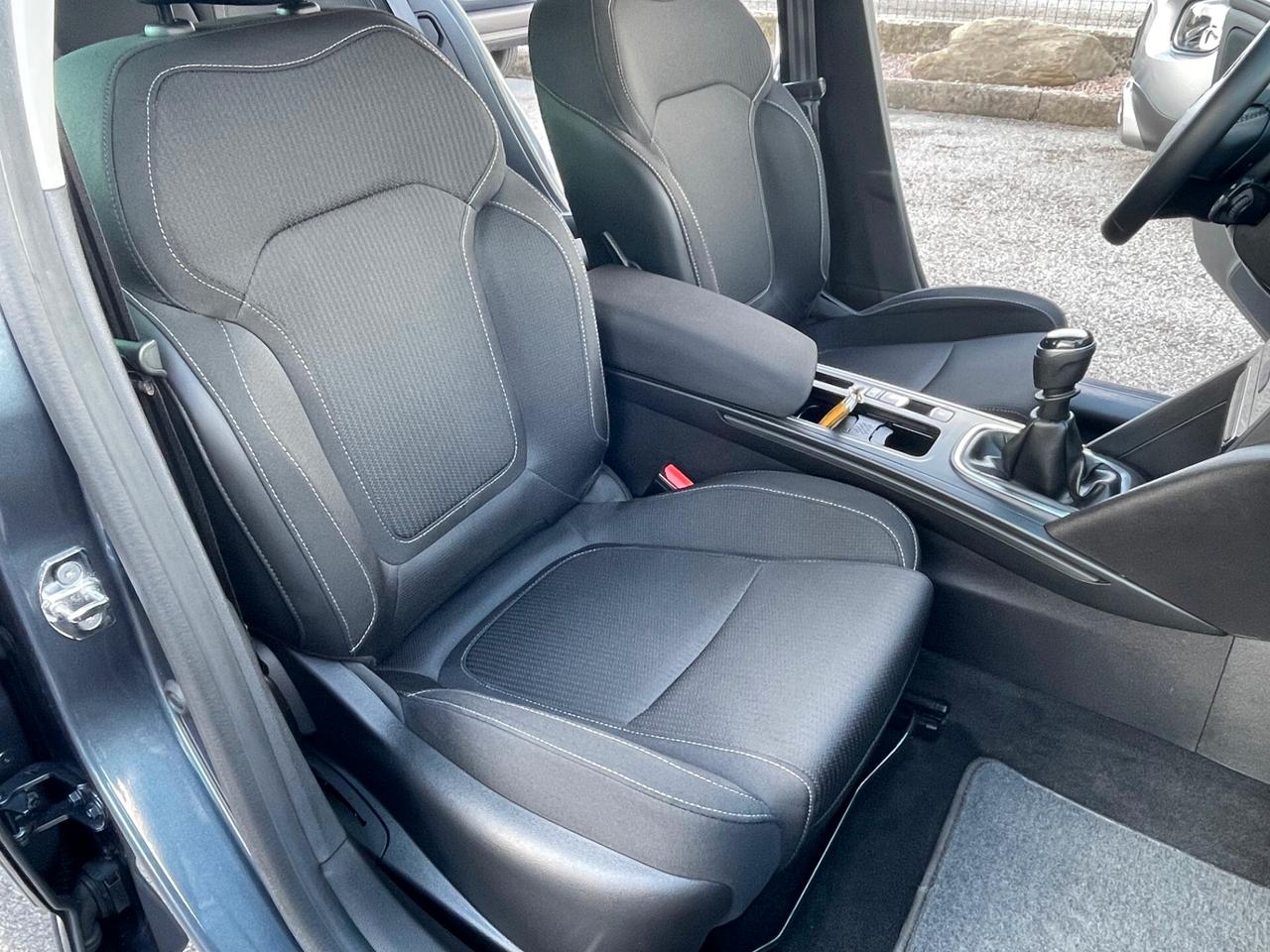 Renault Megane Sporter Blue dCi 115 CV Business