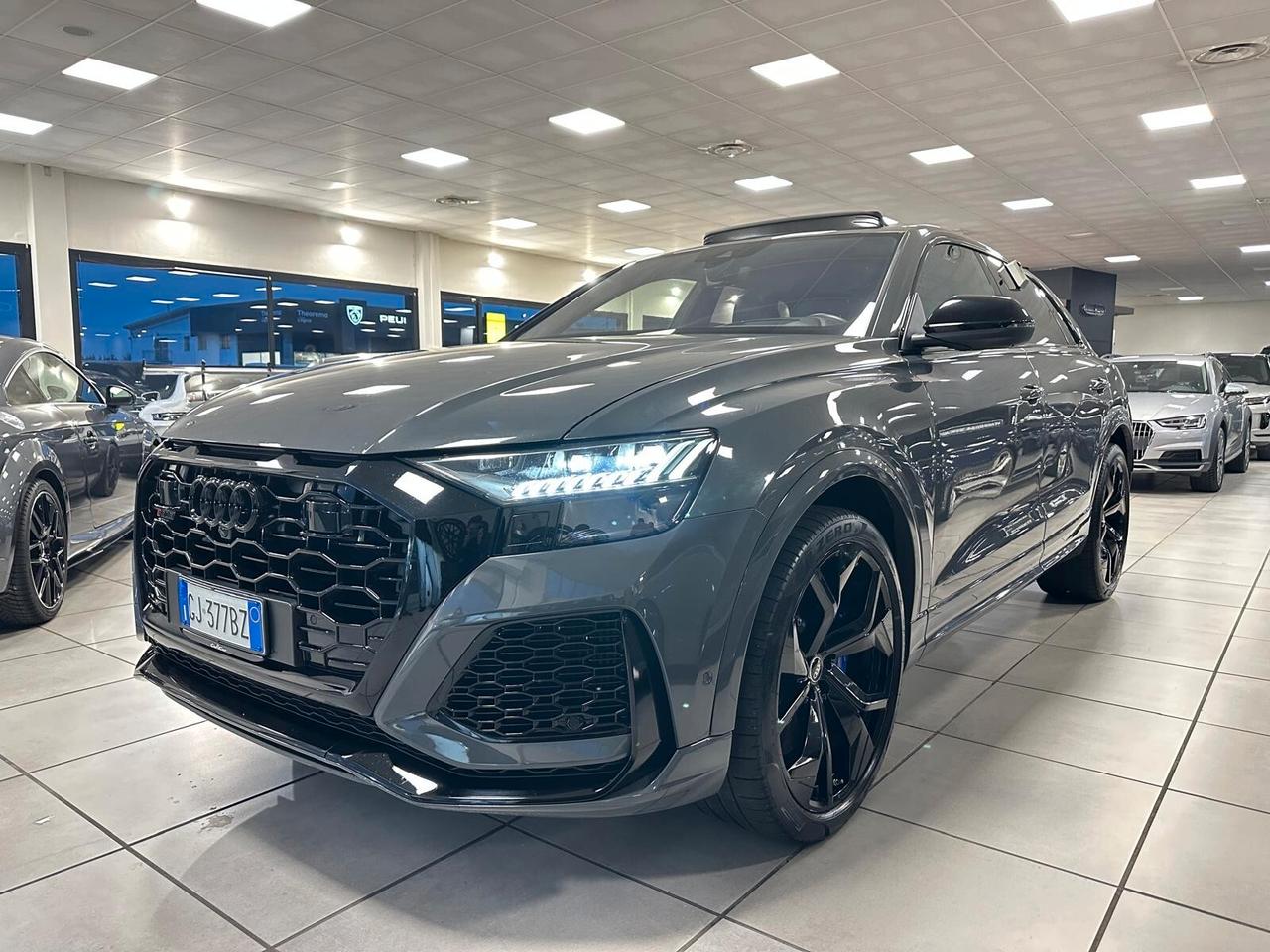 Audi RS Q8 TFSI V8 quattro tiptronic