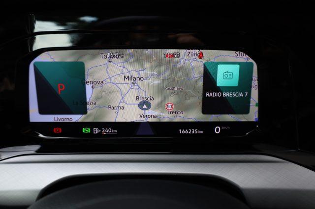 VOLKSWAGEN Golf 2.0 TDI DSG Navi LED Acc Clima 3Zone PREZZO REALE