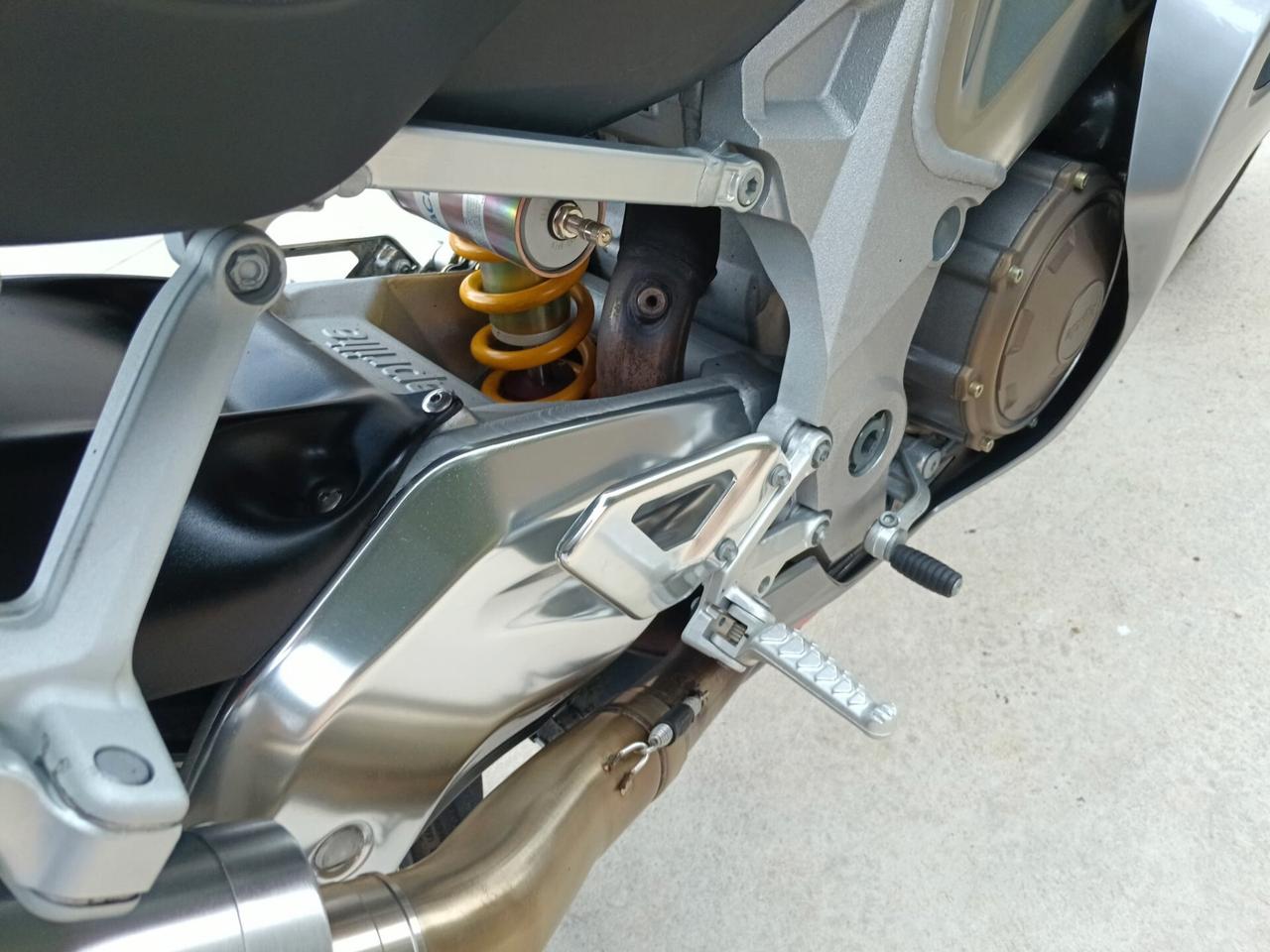 Aprilia RSV 1000