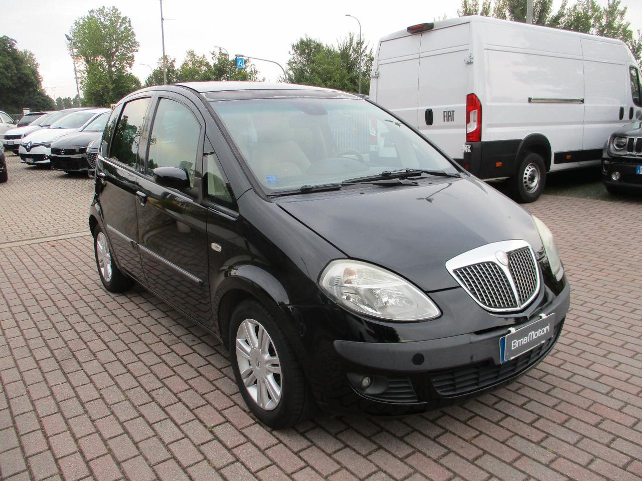 Lancia Musa 1.4 16v Platino 6m TETTO/bizona OK NEOPAT