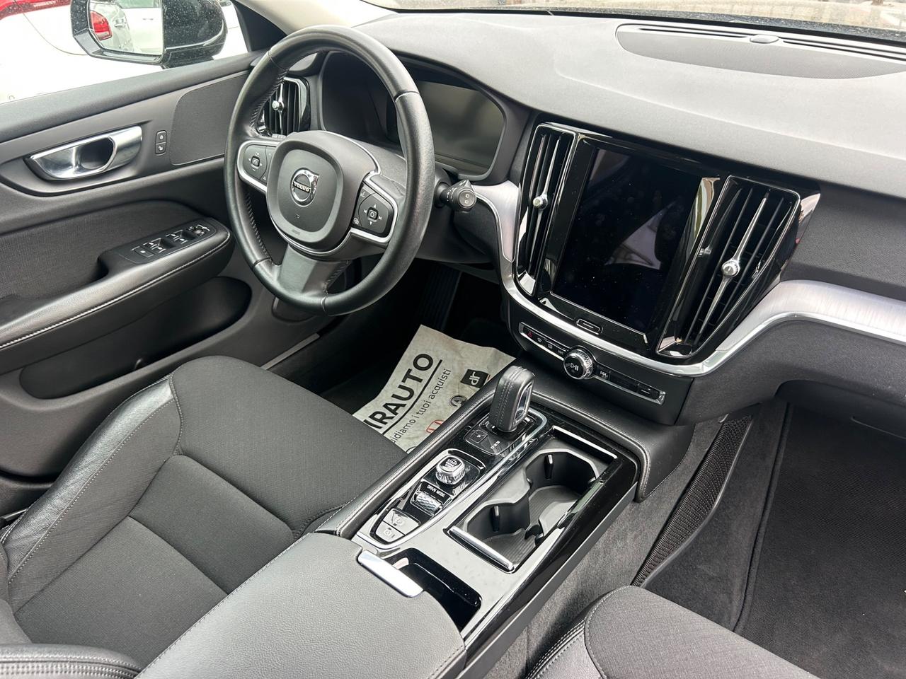 Volvo V60 T6 Recharge AWD Plug-in Hybrid Inscription
