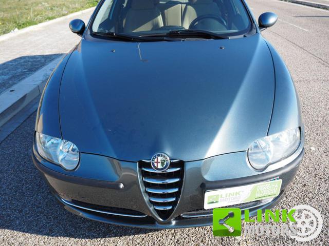 ALFA ROMEO 147 1.6i 16V T.S. (105 CV) cat 5p. Dist.